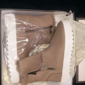 J/SLIDES WOMEN BOOTS***SIZE 10]